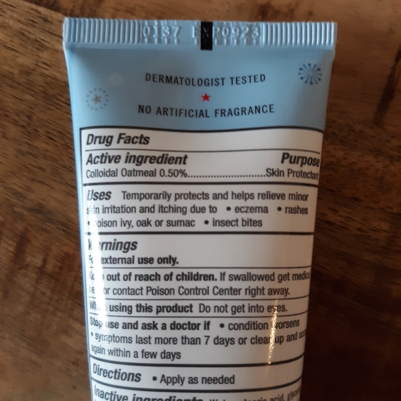 FIRST AID BEAUTY ULTRA REPAIR CREAM HAND NEW! 2OZ - Picture 6 of 6